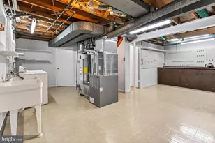 6824 Constance Dr, Springfield, VA 22150 - Photo 46