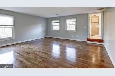 2082 Hunters Crest Way, Vienna, VA 22181 - Photo 14