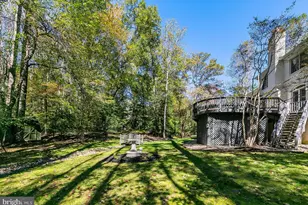 2404 Oakmont Ct, Oakton, VA 22124 - Photo 48