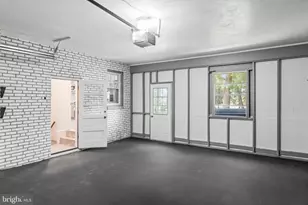 6616 Kirby Ct, Falls Church, VA 22043 - Photo 32