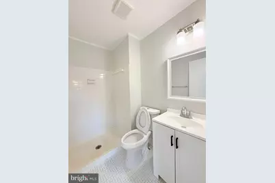 8219 Doctor Craik Ct, Alexandria, VA 22306 - Photo 18