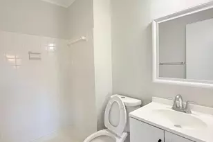 8219 Doctor Craik Ct, Alexandria, VA 22306 - Photo 18