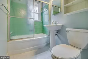 5929 Merritt Pl, Falls Church, VA 22041 - Photo 16