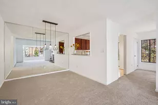 2203 Hunters Run Dr, Reston, VA 20191 - Photo 12