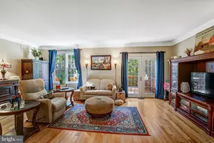 7714 Shootingstar Dr, Springfield, VA 22152 - Photo 4