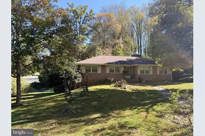 1501 Woodacre Drive, McLean, VA 22101 - Photo 2