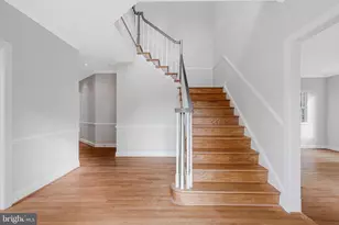 1200 Chadsworth Ct, McLean, VA 22102 - Photo 2