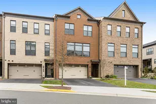 12307 W Oaks Dr, Fairfax, VA 22030 - Photo 24