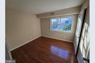 8000 Chanute Place #APT 6, Falls Church, VA 22042 - Photo 10