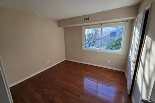 8000 Chanute Pl, Falls Church, VA 22042 - Photo 10