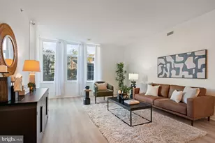 8220 Crestwood Heights Dr, McLean, VA 22102 - Photo 4