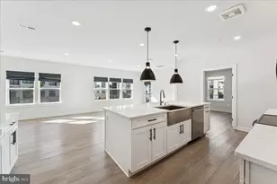 12850 Mosaic Pk Wy, Herndon, VA 20171 - Photo 12