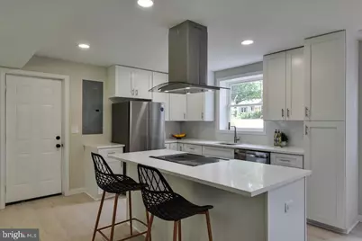 8426 Woodlawn Street, Alexandria, VA 22309 - Photo 12