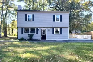 8426 Woodlawn St, Alexandria, VA 22309 - Photo 2