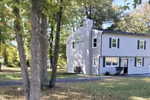 8426 Woodlawn St, Alexandria, VA 22309 - Photo 4