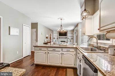 15277 Surrey House Way, Centreville, VA 20120 - Photo 10