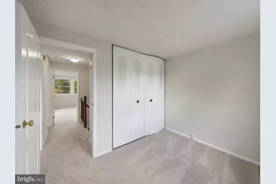 8027 Tyson Oaks Circle, Vienna, VA 22182 - Photo 16