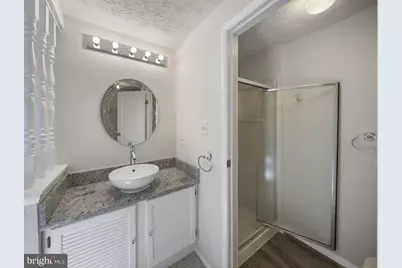 8027 Tyson Oaks Circle, Vienna, VA 22182 - Photo 26