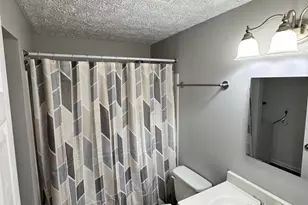 8584 Koluder Ct, Lorton, VA 22079 - Photo 14