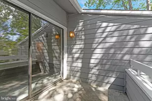 1964 Villaridge Dr, Reston, VA 20191 - Photo 24