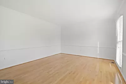 836 Utterback Store Road, Great Falls, VA 22066 - Photo 6