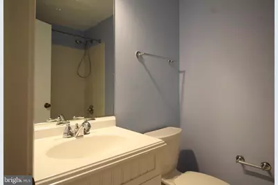 8072 Sleepy View Lane, Springfield, VA 22153 - Photo 16