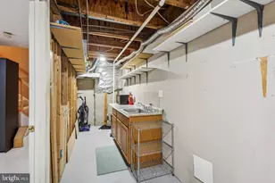 8047 Sky Blue Dr, Alexandria, VA 22315 - Photo 30