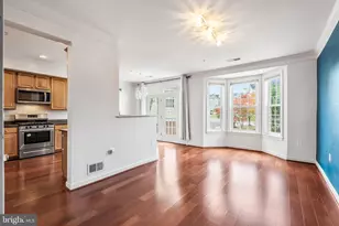 13600 Salk St, Herndon, VA 20171 - Photo 14