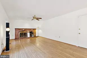 2724 Berryland Dr, Oakton, VA 22124 - Photo 14