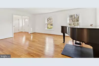 2724 Berryland Drive, Oakton, VA 22124 - Photo 4