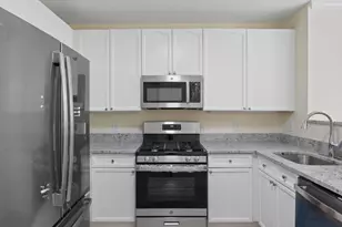 2711 Bellforest Ct, Vienna, VA 22180 - Photo 6