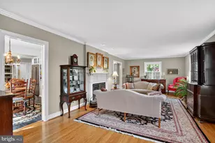 6039 Edgewood Terrace, Alexandria, VA 22307 - Photo 4