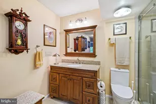5901 Mt Eagle Dr, Alexandria, VA 22303 - Photo 20