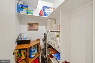 5901 Mt Eagle Dr, Alexandria, VA 22303 - Photo 28