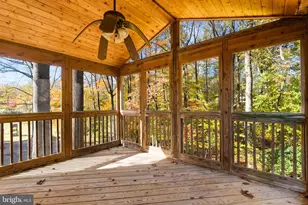 5512 Flag Run Dr, Springfield, VA 22151 - Photo 8