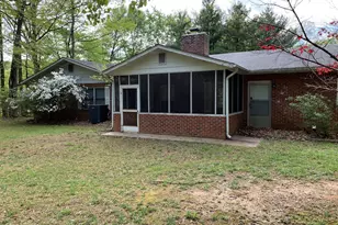 4515 Shirley Gate Rd, Fairfax, VA 22030 - Photo 2