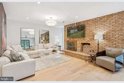 11000 Oakton Woods Way, Oakton, VA 22124 - Photo 36