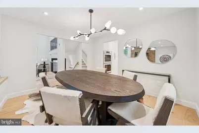 11000 Oakton Woods Way, Oakton, VA 22124 - Photo 24