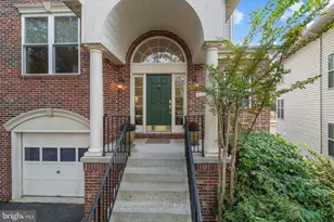 3116 White Daisy Pl, Fairfax, VA 22031 - Photo 2