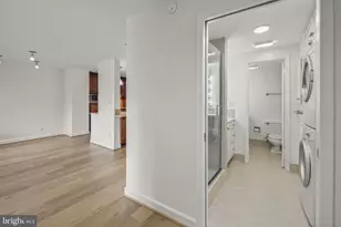 8340 Greensboro Dr, McLean, VA 22102 - Photo 30