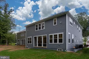 8761 Southern Oaks Pl, Lorton, VA 22079 - Photo 4