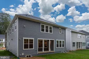 8761 Southern Oaks Pl, Lorton, VA 22079 - Photo 8