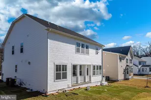 8761 Southern Oaks Pl, Lorton, VA 22079 - Photo 16