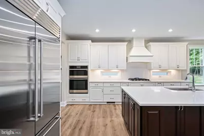 8761 Southern Oaks Place, Lorton, VA 22079 - Photo 22