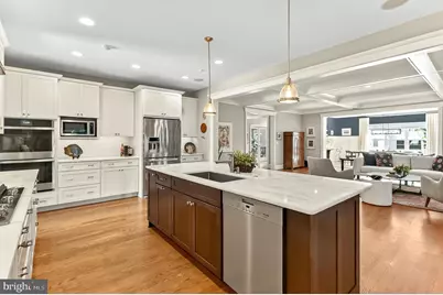 1203 Ware Street SW, Vienna, VA 22180 - Photo 8