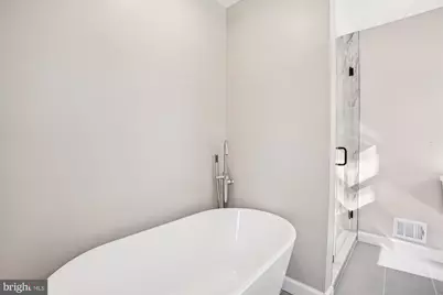 9075 Andromeda Drive, Burke, VA 22015 - Photo 18