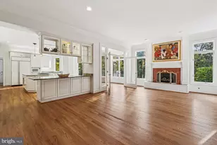 3010 Westhurst Ct, Oakton, VA 22124 - Photo 4