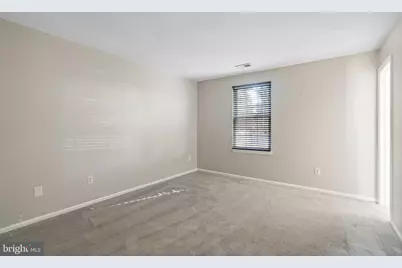 14855 Lynhodge Court, Centreville, VA 20120 - Photo 16