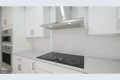 13734 Aviation Place, Herndon, VA 20171 - Photo 6