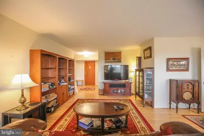 3800 Powell Lane #1121, Falls Church, VA 22041 - Photo 6